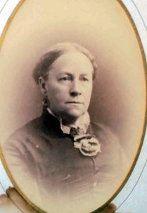 Laura (Wallace) Furber, courtesy of Kathy Rossen. 
