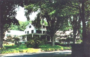 Old postcard of Whitehall Inn, Camden Maine, one scene used in the movie version of Peyton Place.