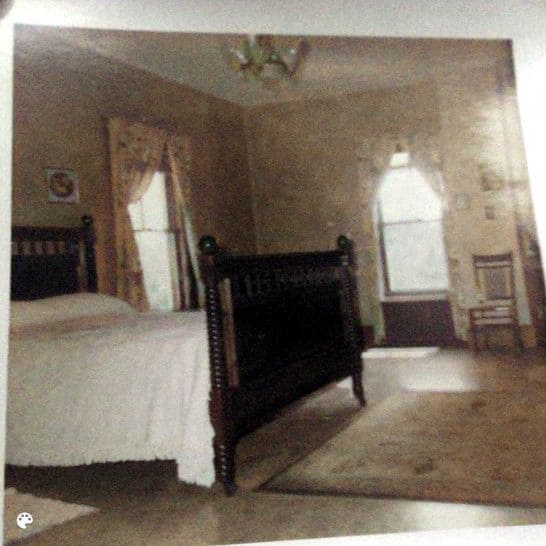 J Mansion House Bed Room 2-Colorized